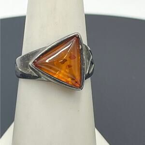 AP Brand Star Trademark European Vintage Sterling Silver Triangular Amber Ring 8